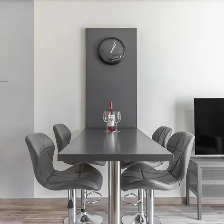 Orlando Apartament *